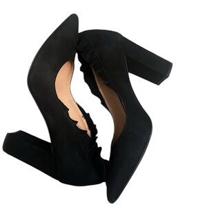 Tiffi Black Ruffle Heels Made in Italy Size 38 1/2 US 8 1/2